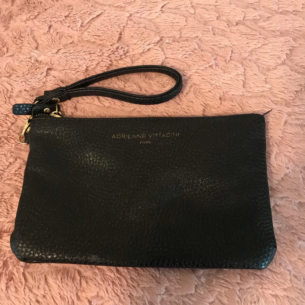 chargeable wristlet